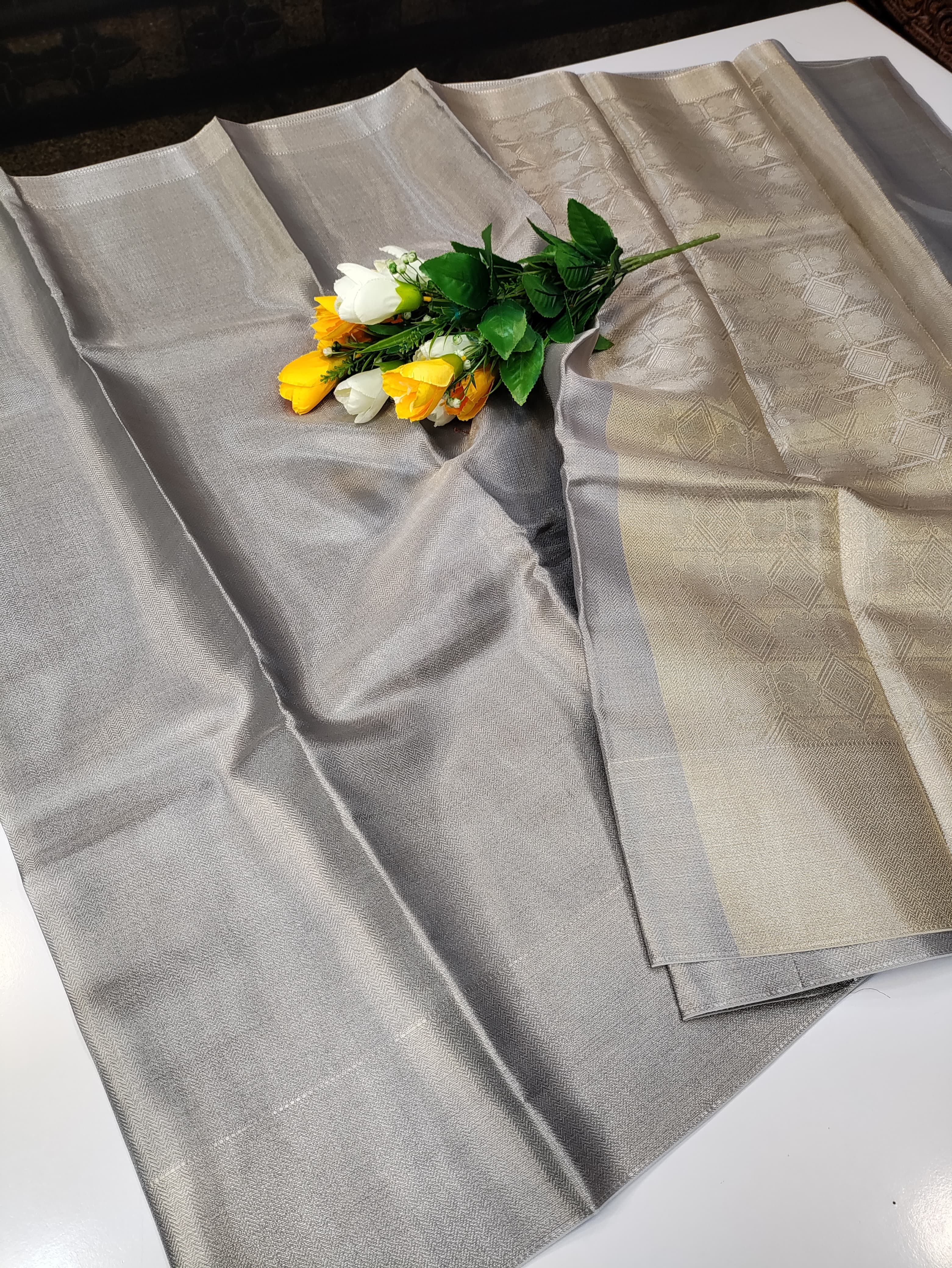Premium Tissue Saree