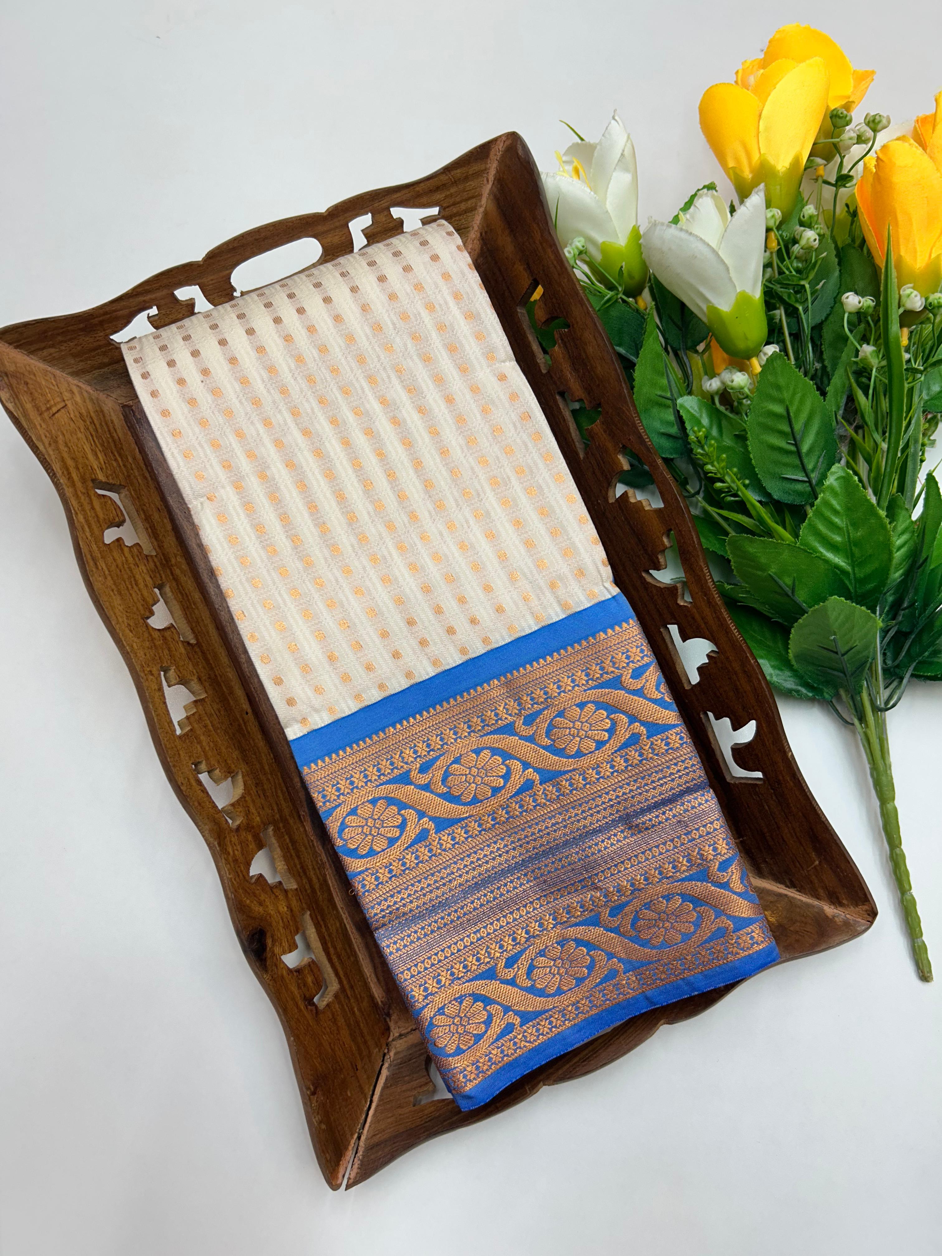 Diya Saree (1000 Putta Saree )