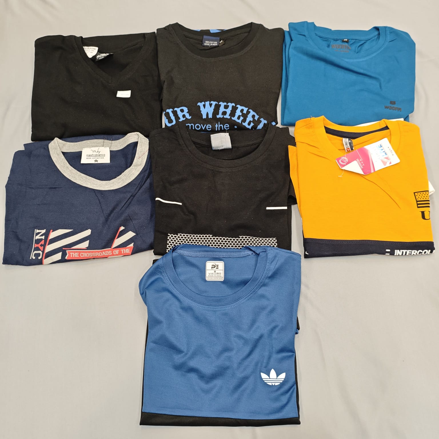 7 T-shirts(Size-M)