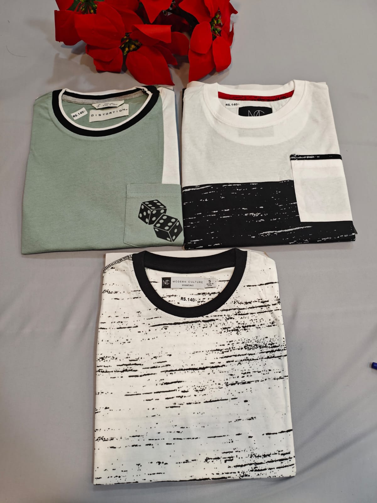 3 T-Shirt