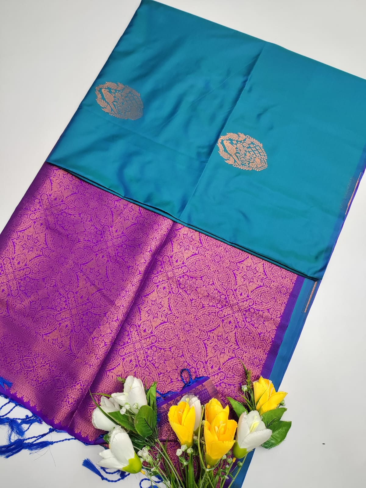 Vaagai Soft Silk NV01