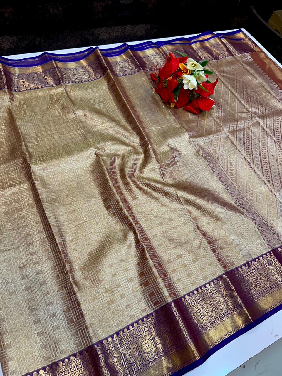 Dharmavaram Tissue Saree DT66