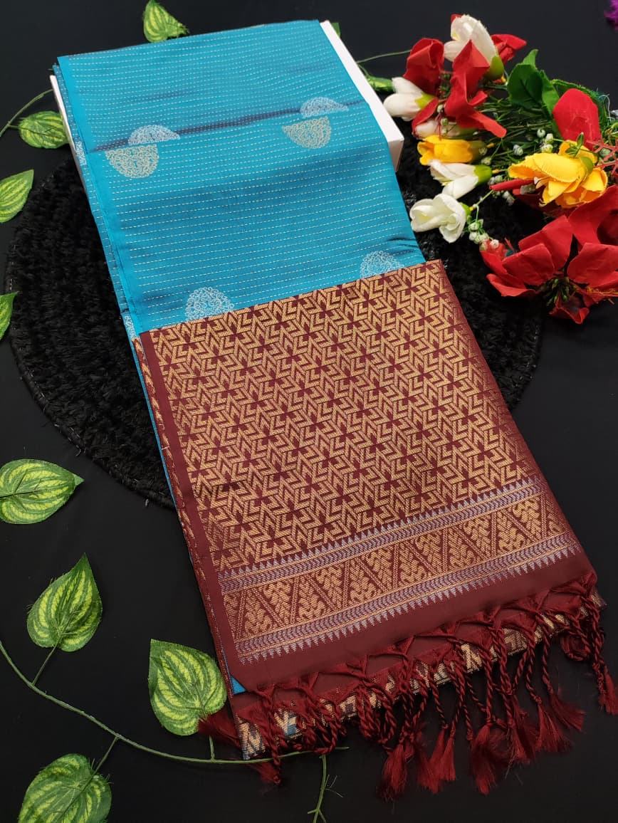 Ven Pattu saree VP14