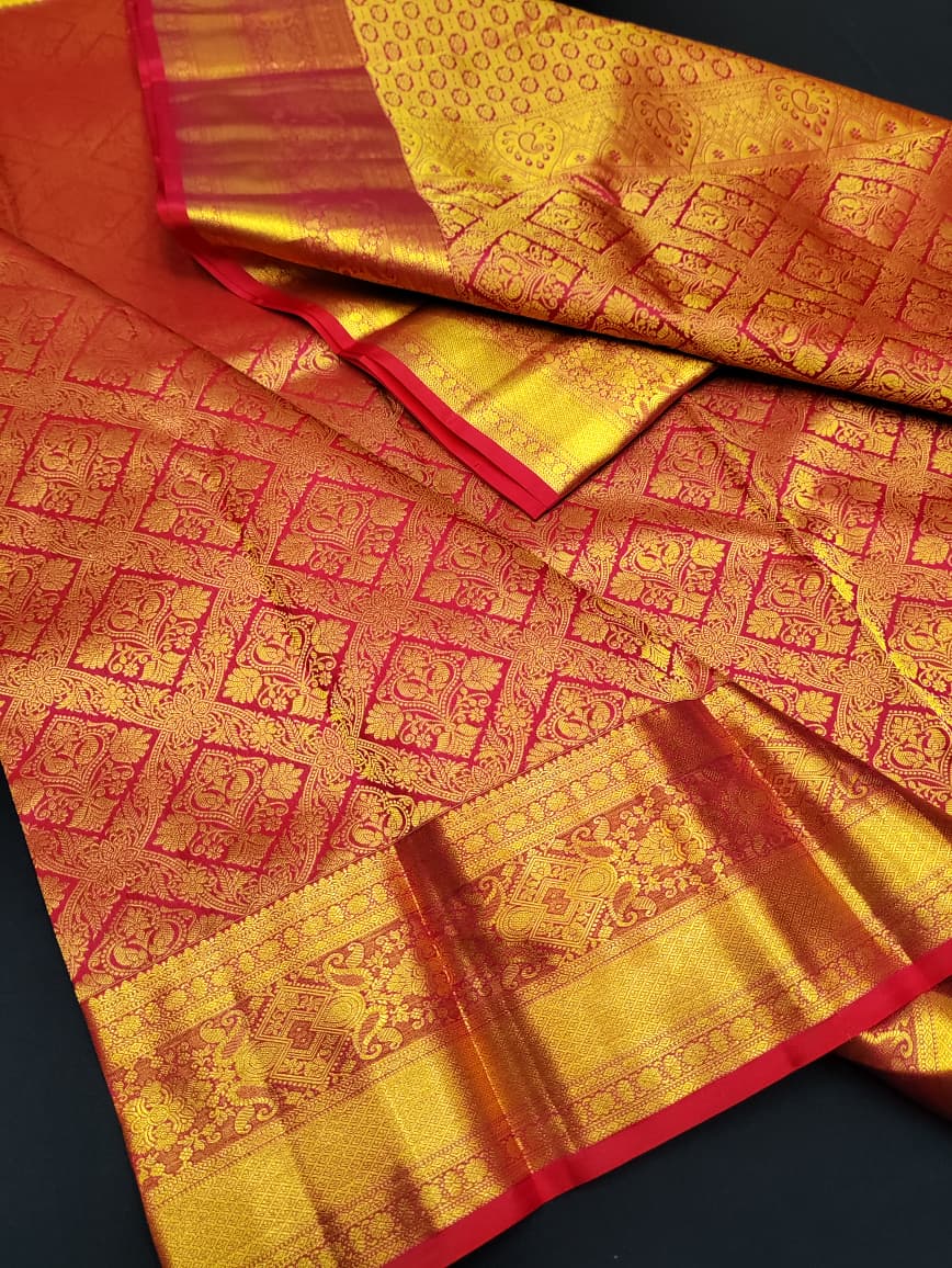 Avanthika Pure Pattu Silk E49