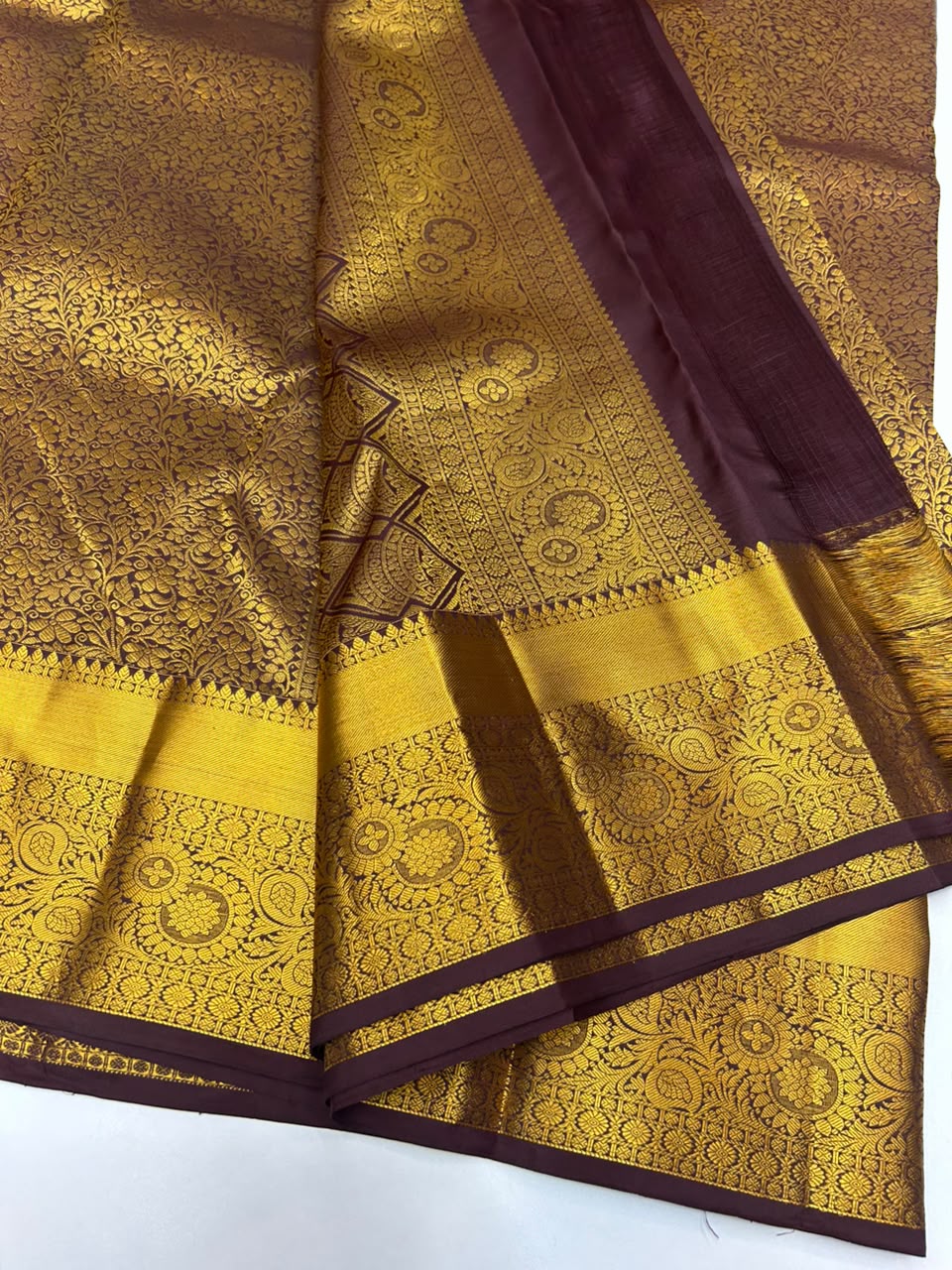 Jaanaki Pure Pattu Silk E56