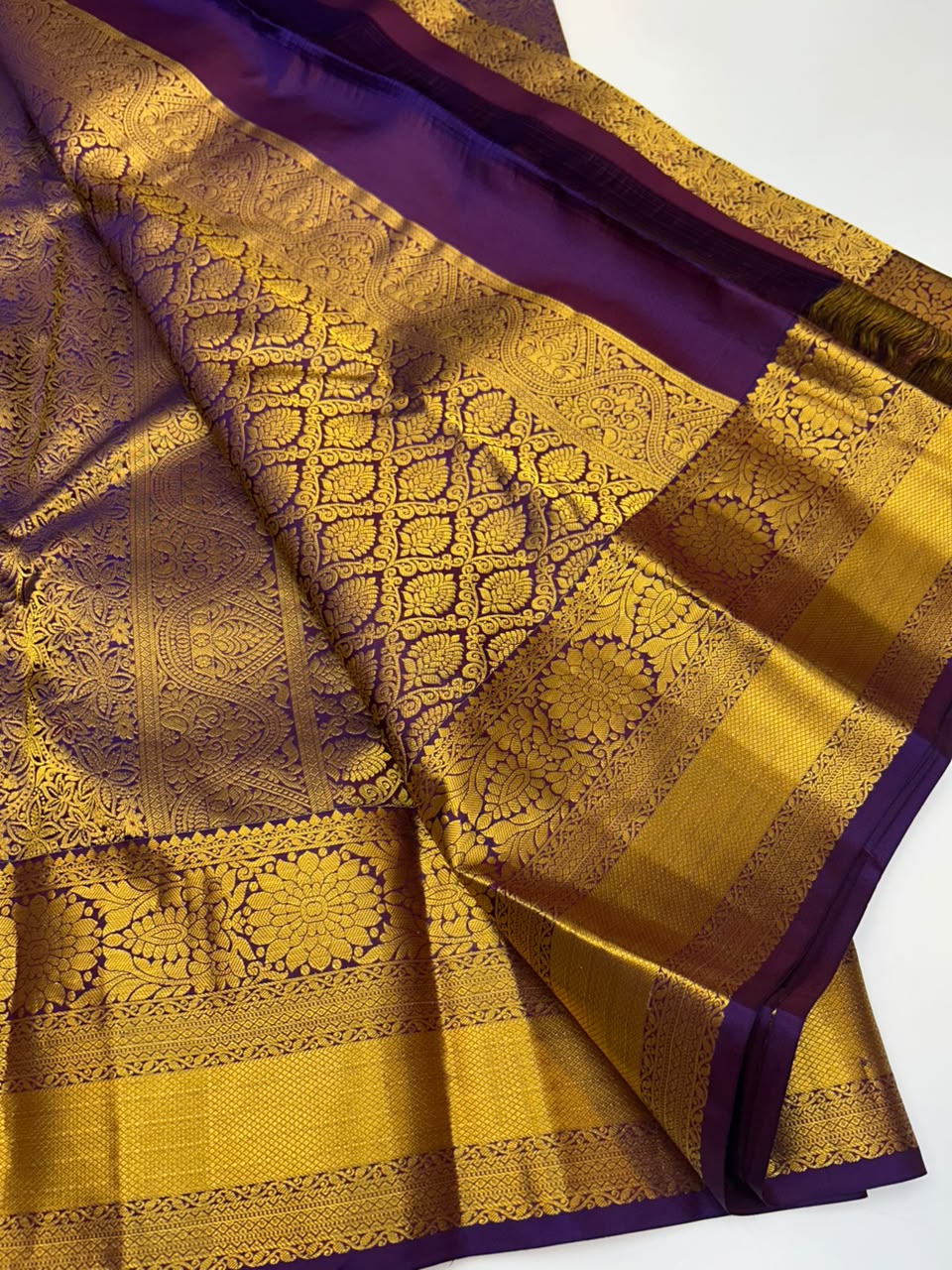 Nanditha Pure Pattu Silk E58