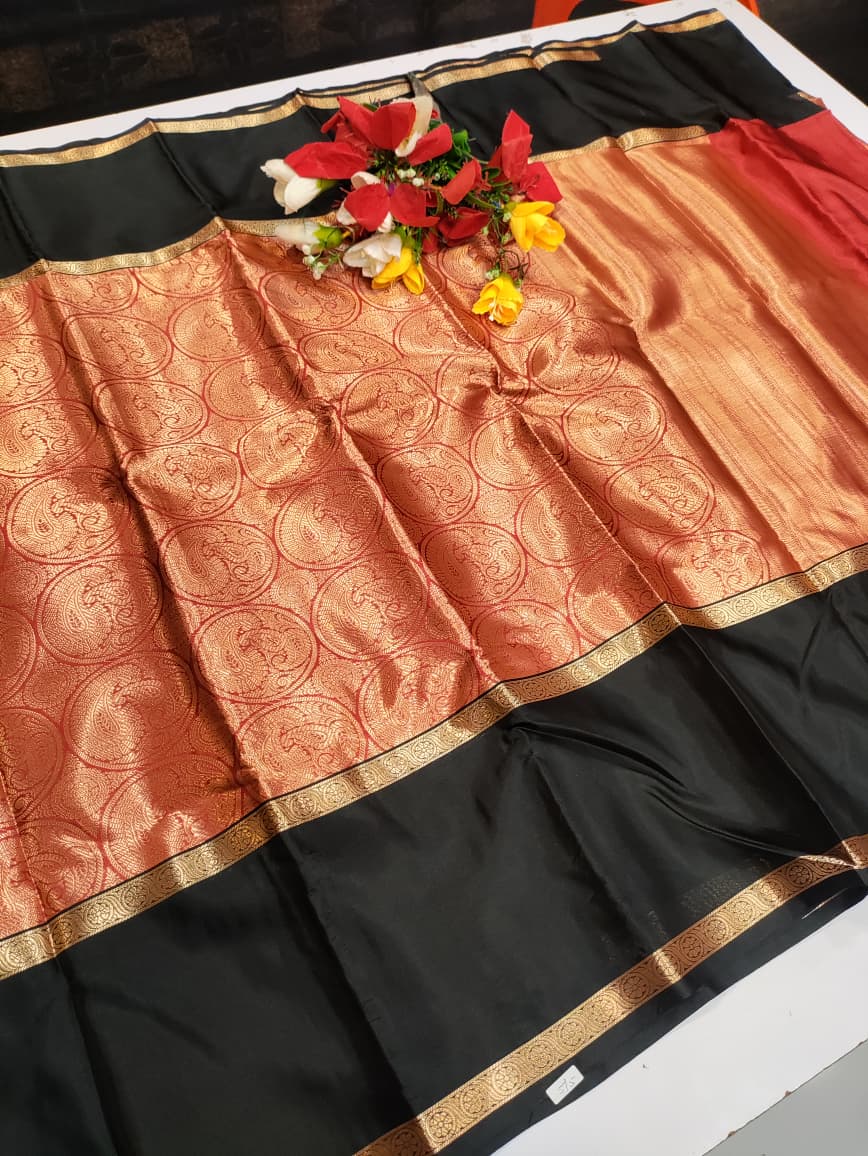 Banarasi Centre Beauty Saree FV28