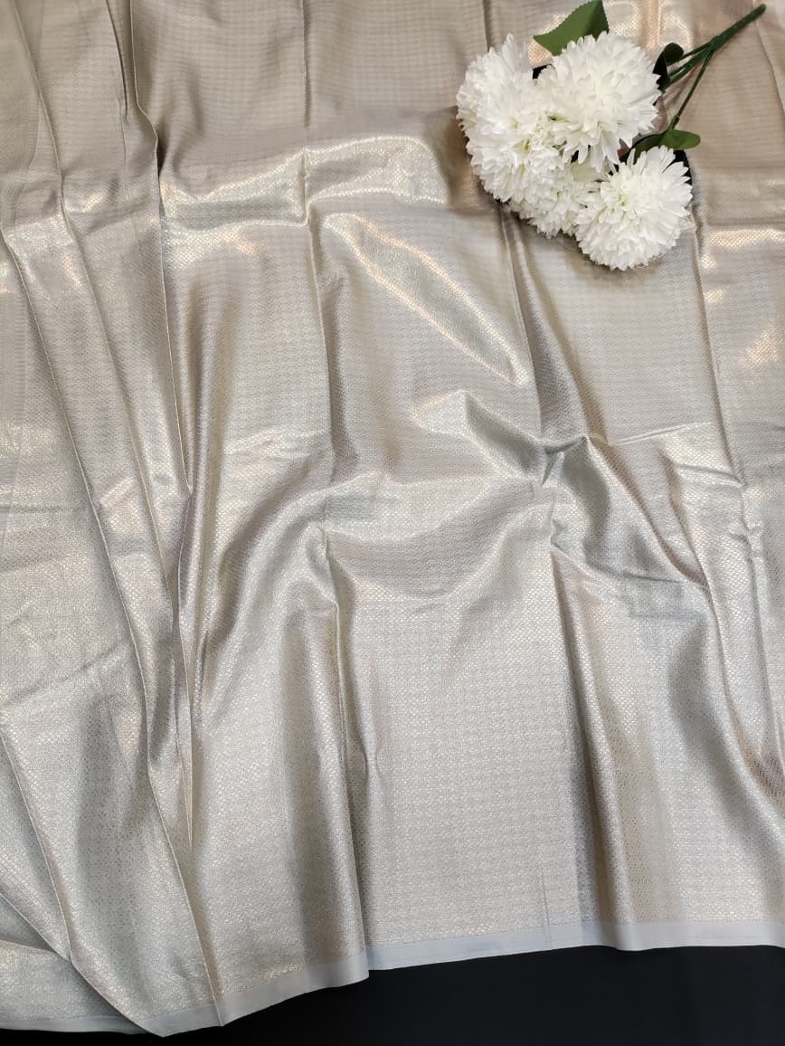 Premium Nangai Satin Silk saree for Onam festival and wedding wear