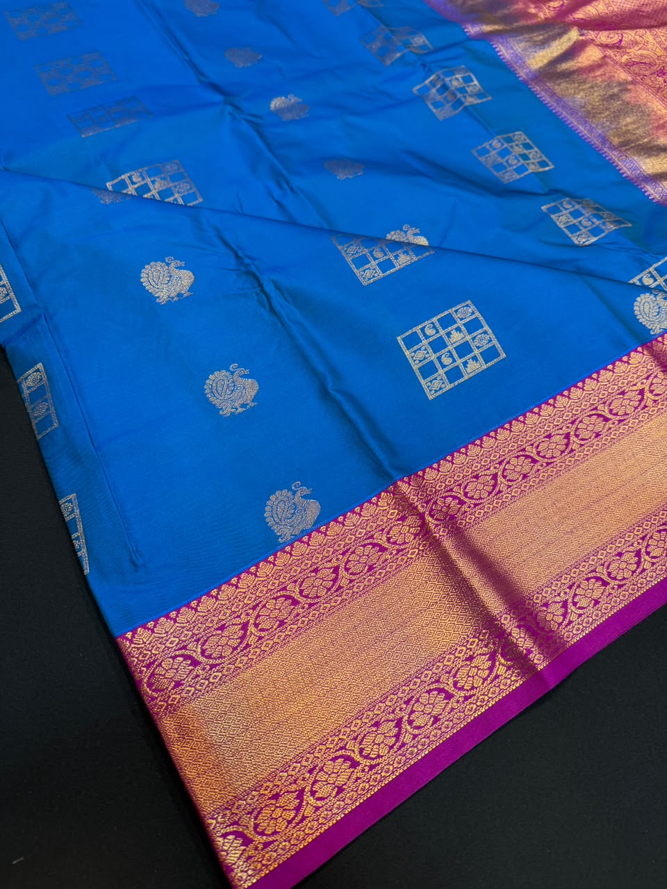 Vennila Semi Silk Saree | Zari Work | VNN19