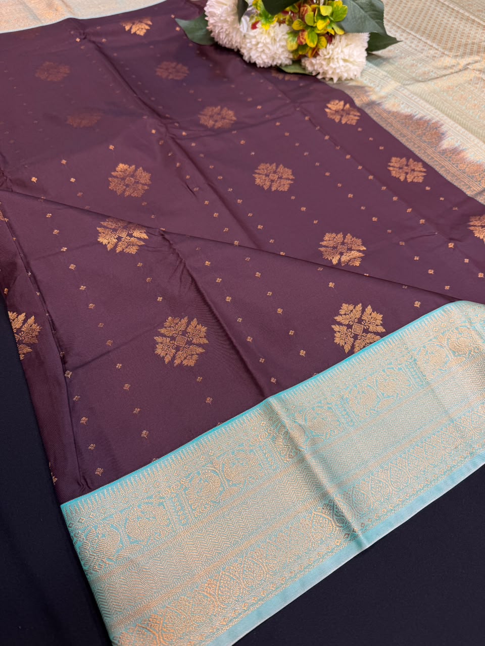 Vennila Semi Silk Saree | Zari Work | VNN28
