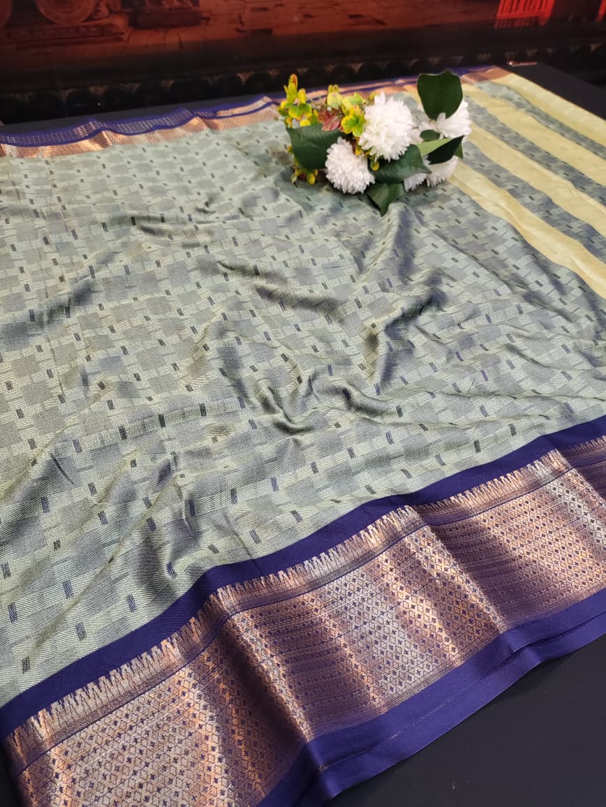 Kottanch Mayil Zari Silk Saree for |Party & Festival Wear| MSK21