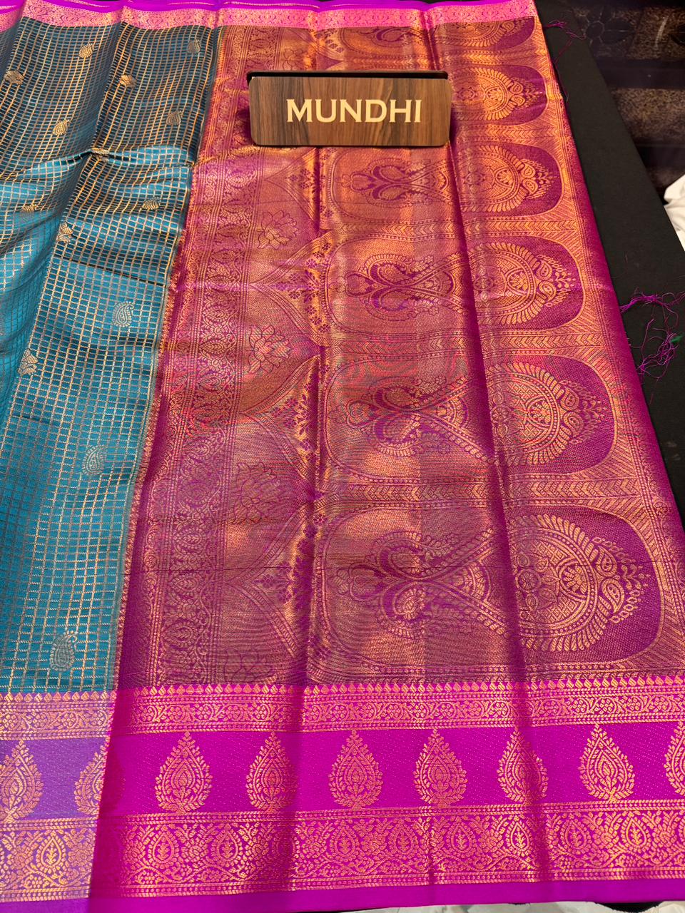 Mini Checked Vairaoosi Saree – Soft Silk Elegance| MK01