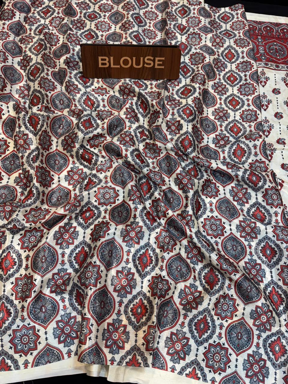 Chinon Mirror – Massakali Saree | CM01