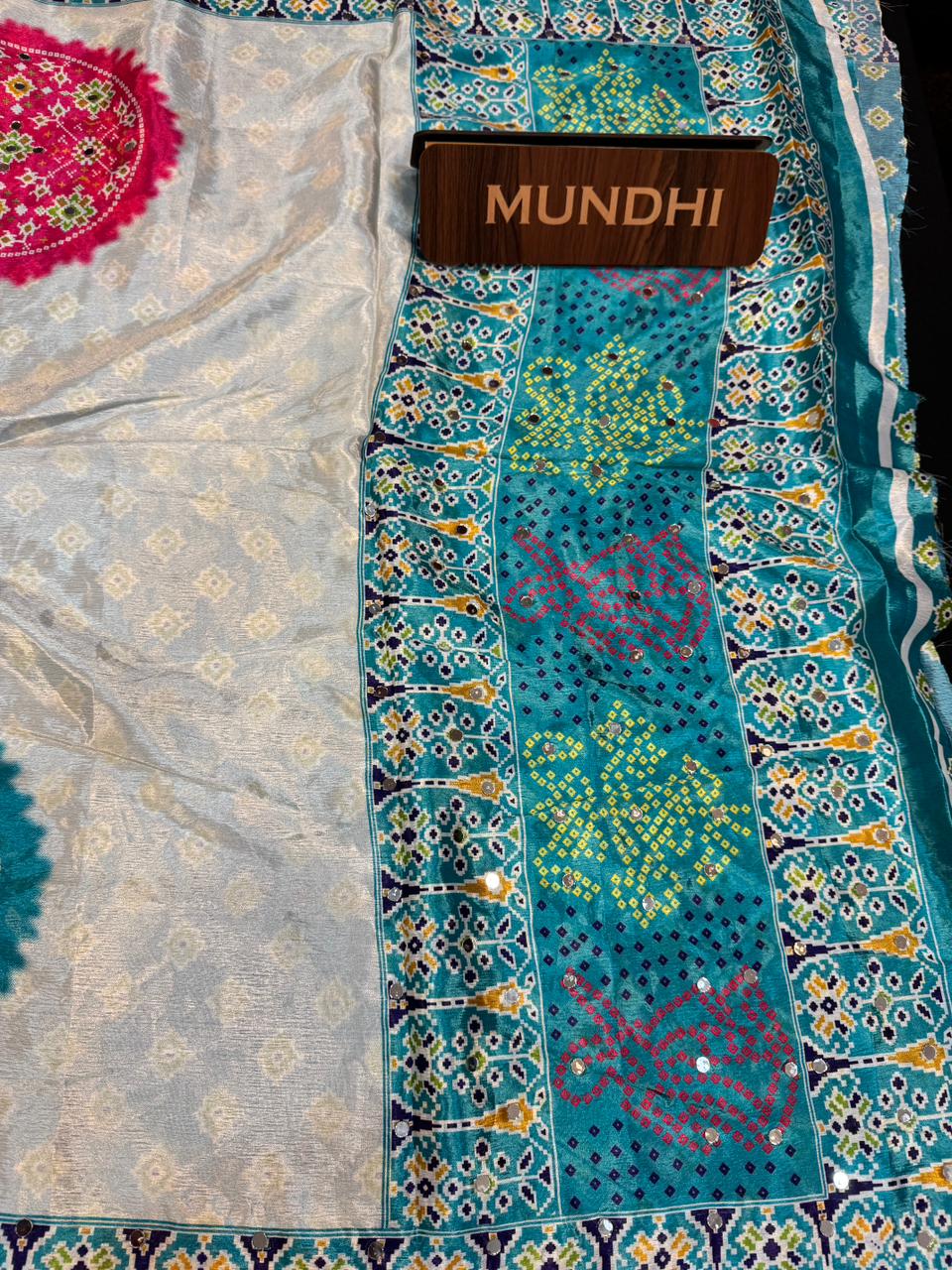 Chinon Mirror – Massakali Saree| CM09