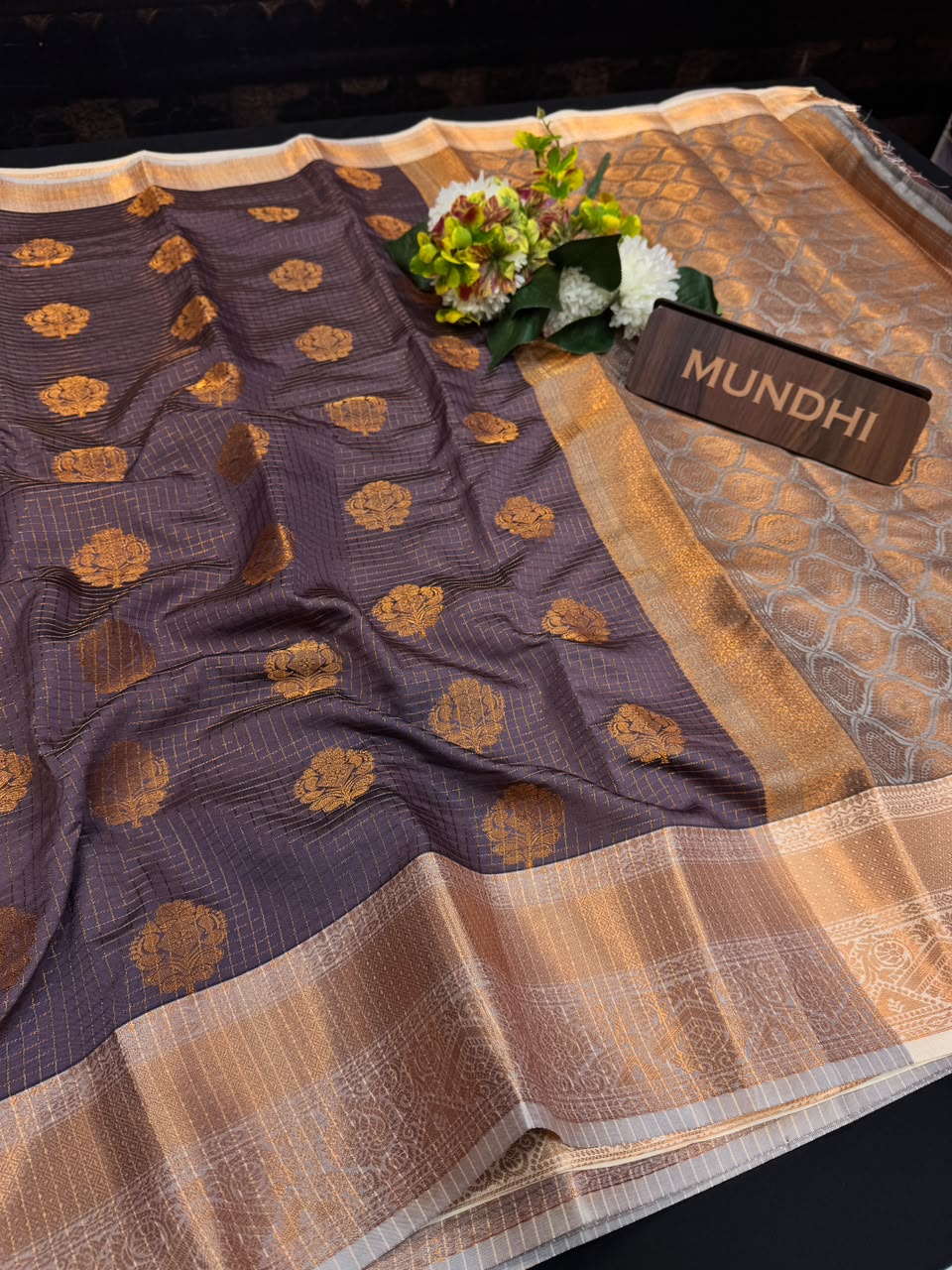 Alamelu Banarasi Saree | Zari Work & Contrast Blouse | ALB02