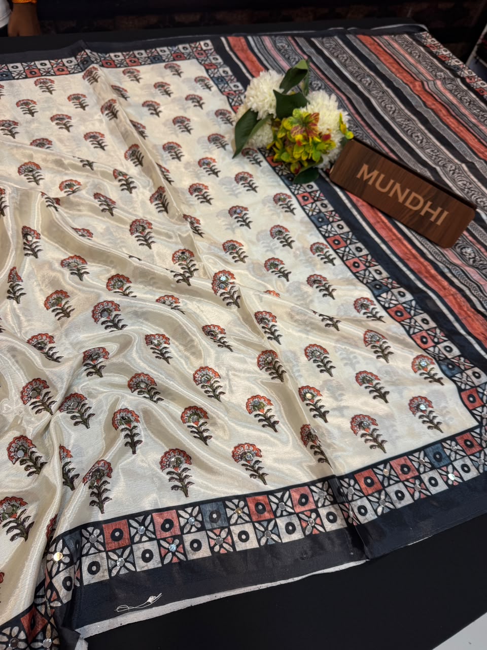 Chinon Mirror | Masakali Saree | CM43