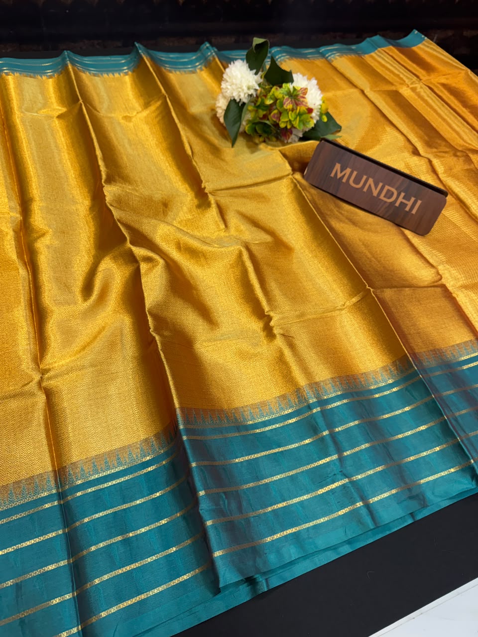 Temple Banarasi Raw Silk | Zari Work for Women | FV138