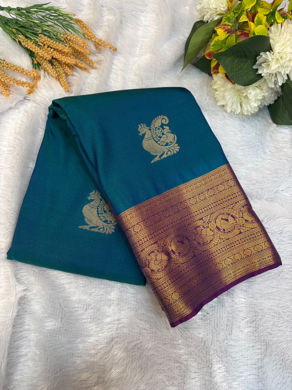 Gokulam Pattu Mix Saree – Elegant Traditional Silk Look|  PAT12