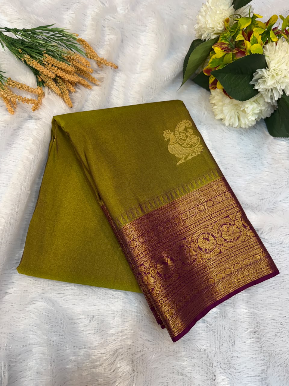 Gokulam Pattu Mix Saree – Elegant Traditional Silk Look|  PAT13