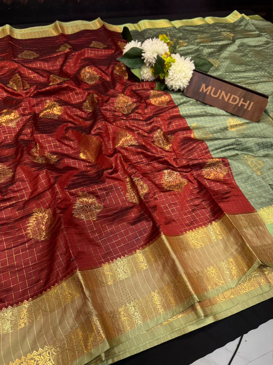 Rim Zim Fancy Saree for women with traditional zari design