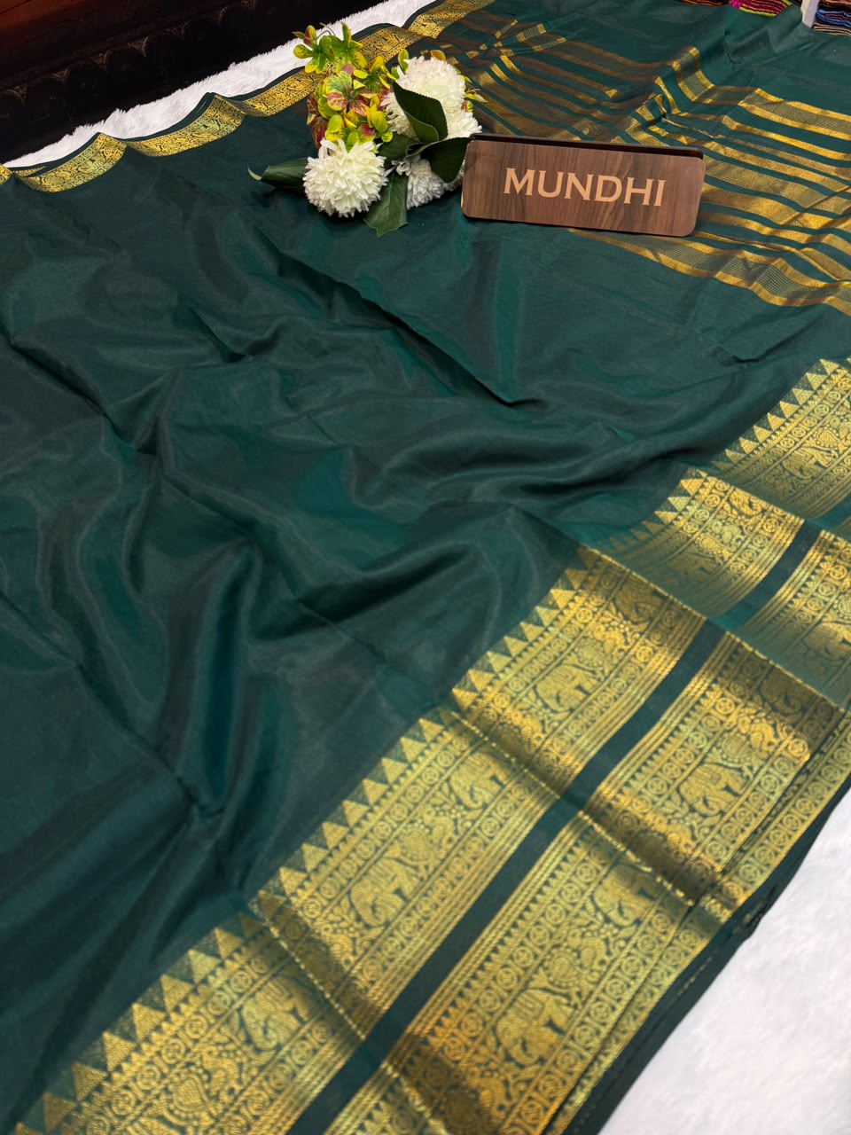 Anushka Fancy Cotton |Saree with Thread Work|  AS05