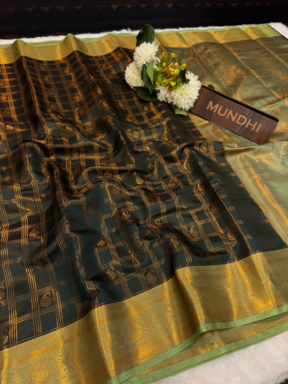 Shalini Checked Saree SHC14
