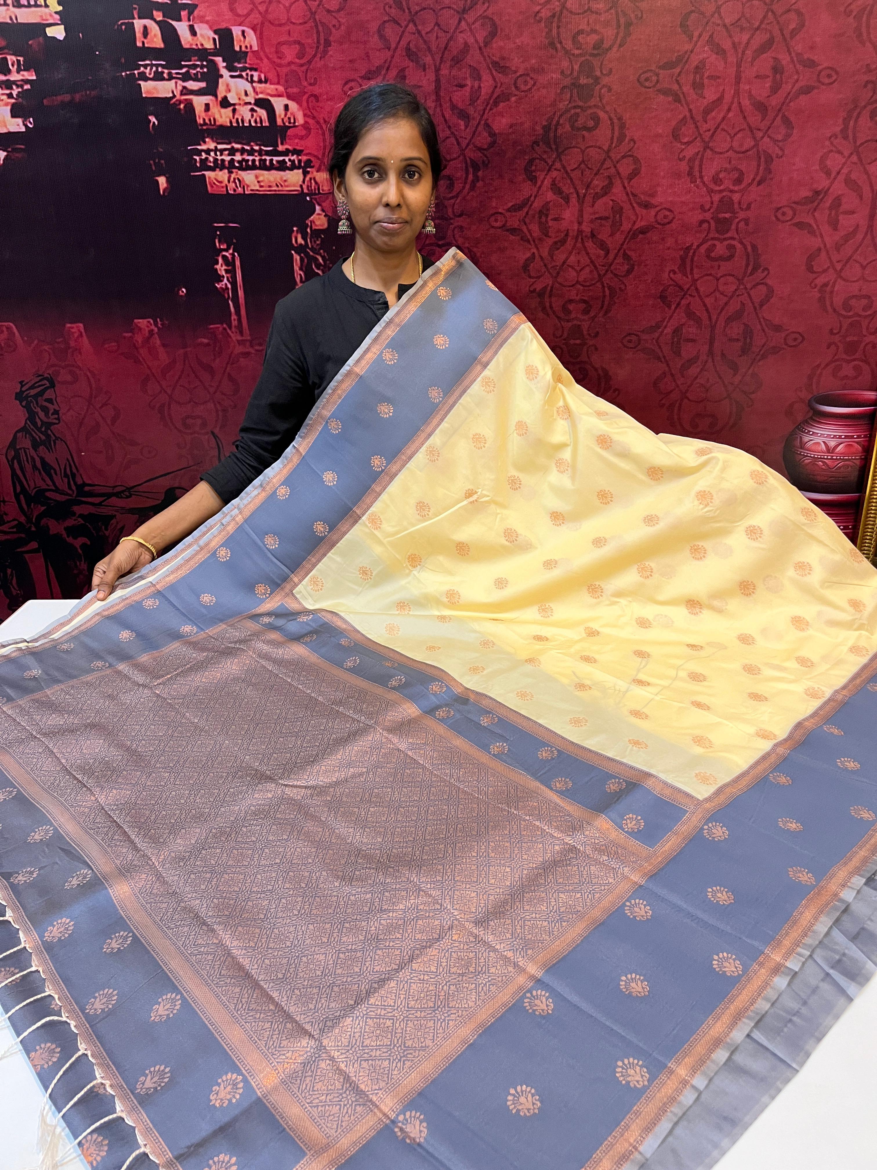 Magizhini Saree