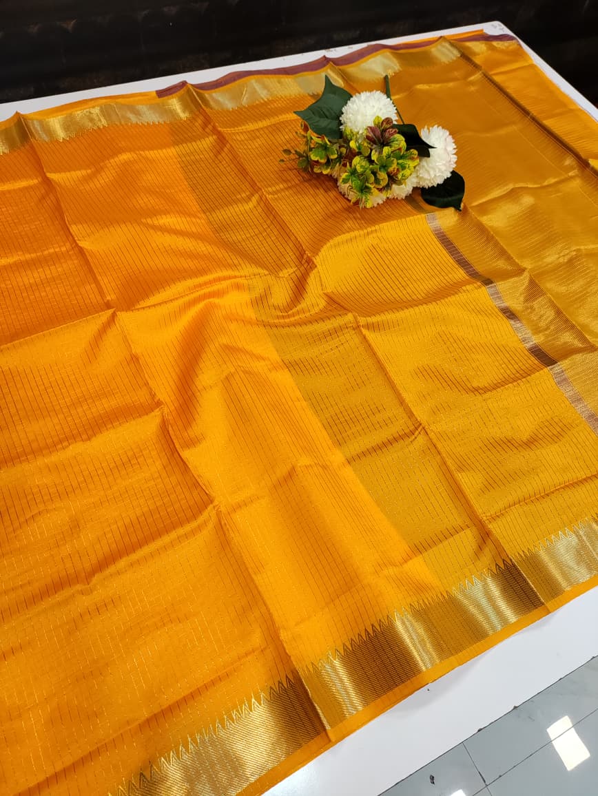 Raw Banarasi Checks Zari Saree for Wedding Wear Women