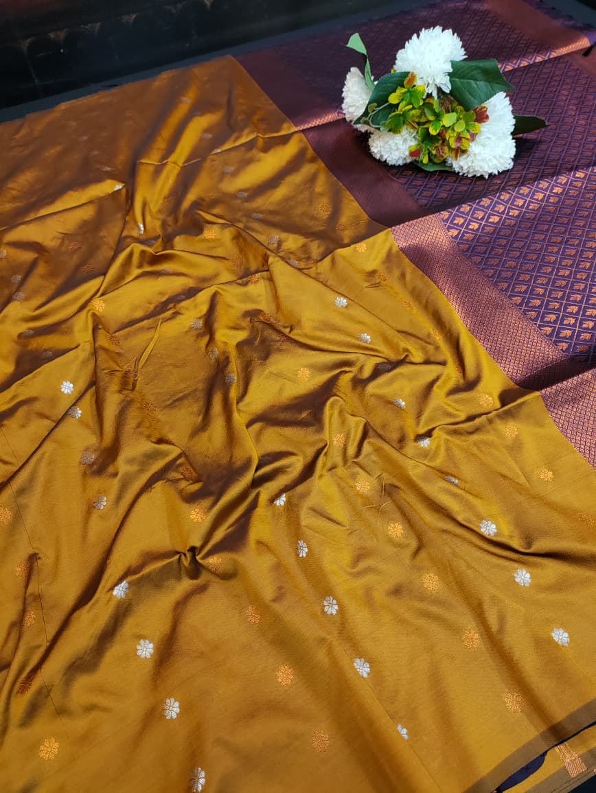 Padhumai Zari Soft Silk Saree for |Party & Festival Wear|  P15