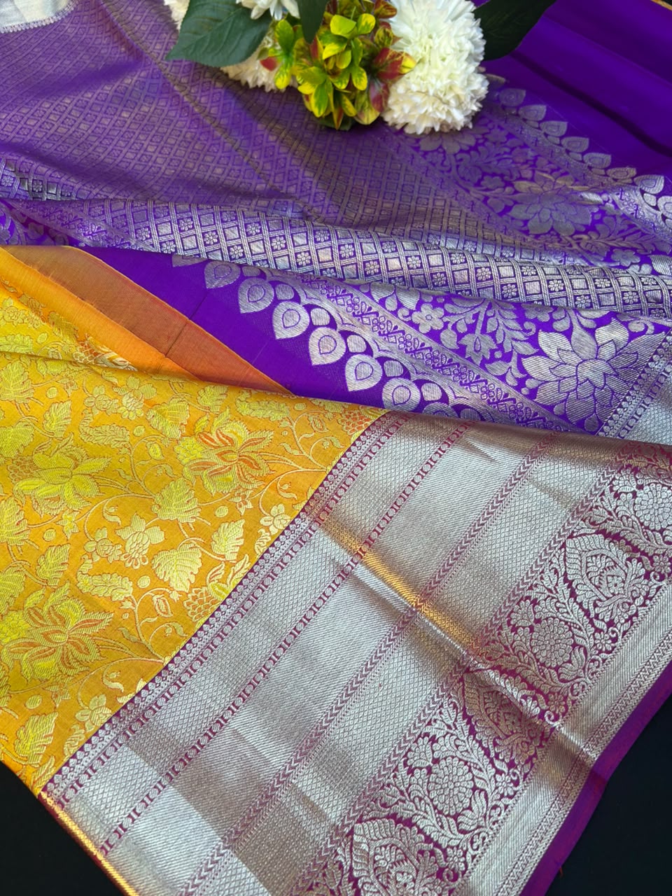 Traditional Pure Pattu E136