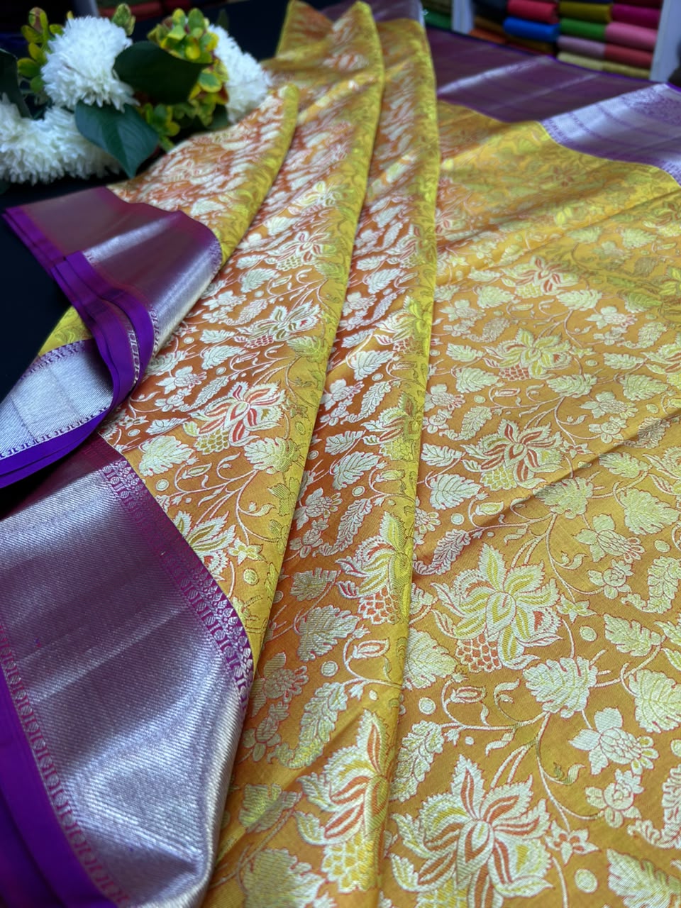 Traditional Pure Pattu E136