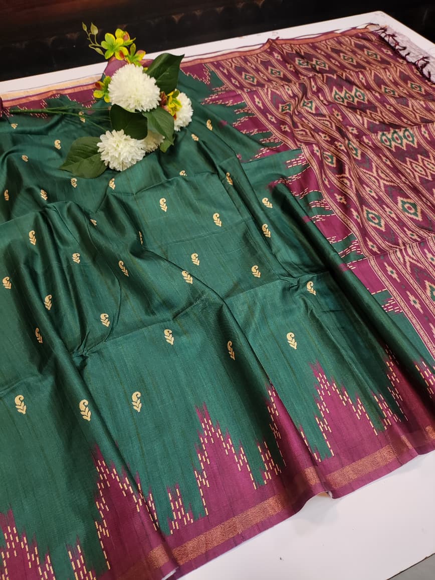 Binny Fancy Print Saree with Contrast Blouse for Wedding Wear