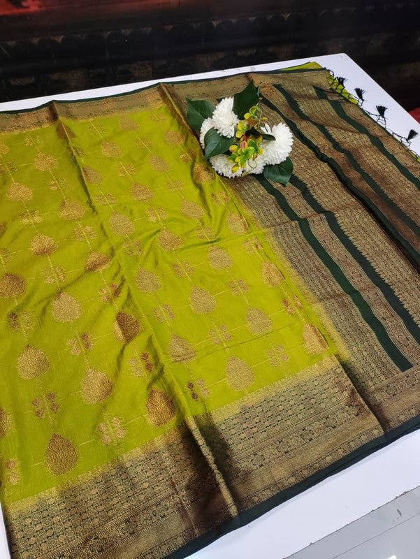Hemanica Linen Blended Saree with elegant zari work for weddings