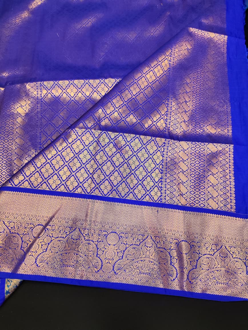 Elegant Mahalakshmi Rapier Saree with full zari and contrast blouse for women