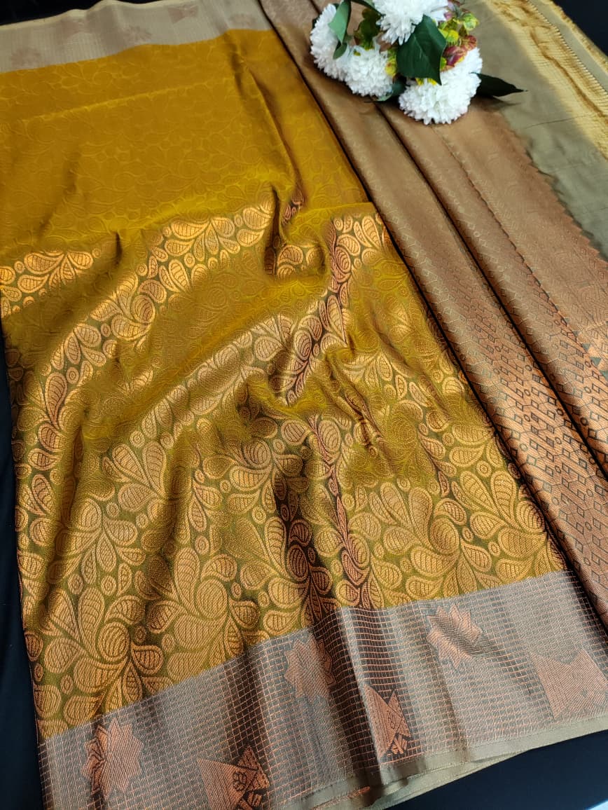 Pugazhini Soft Silk Saree with Zari for Festival Wear