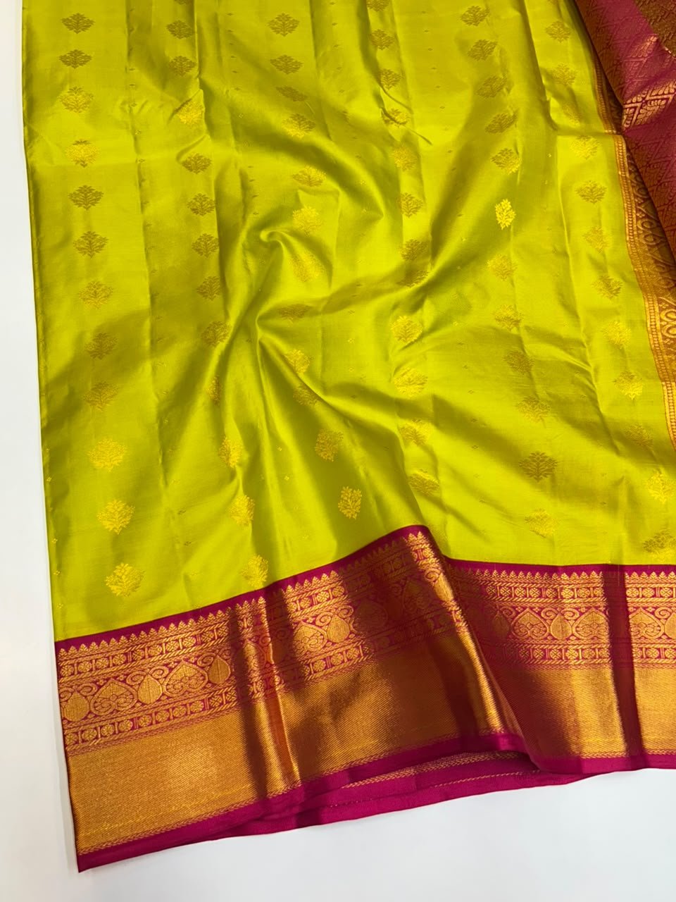 Pure Pattu Silk E71 - Sri Sakthi Pugazh Tex - Pure Silk