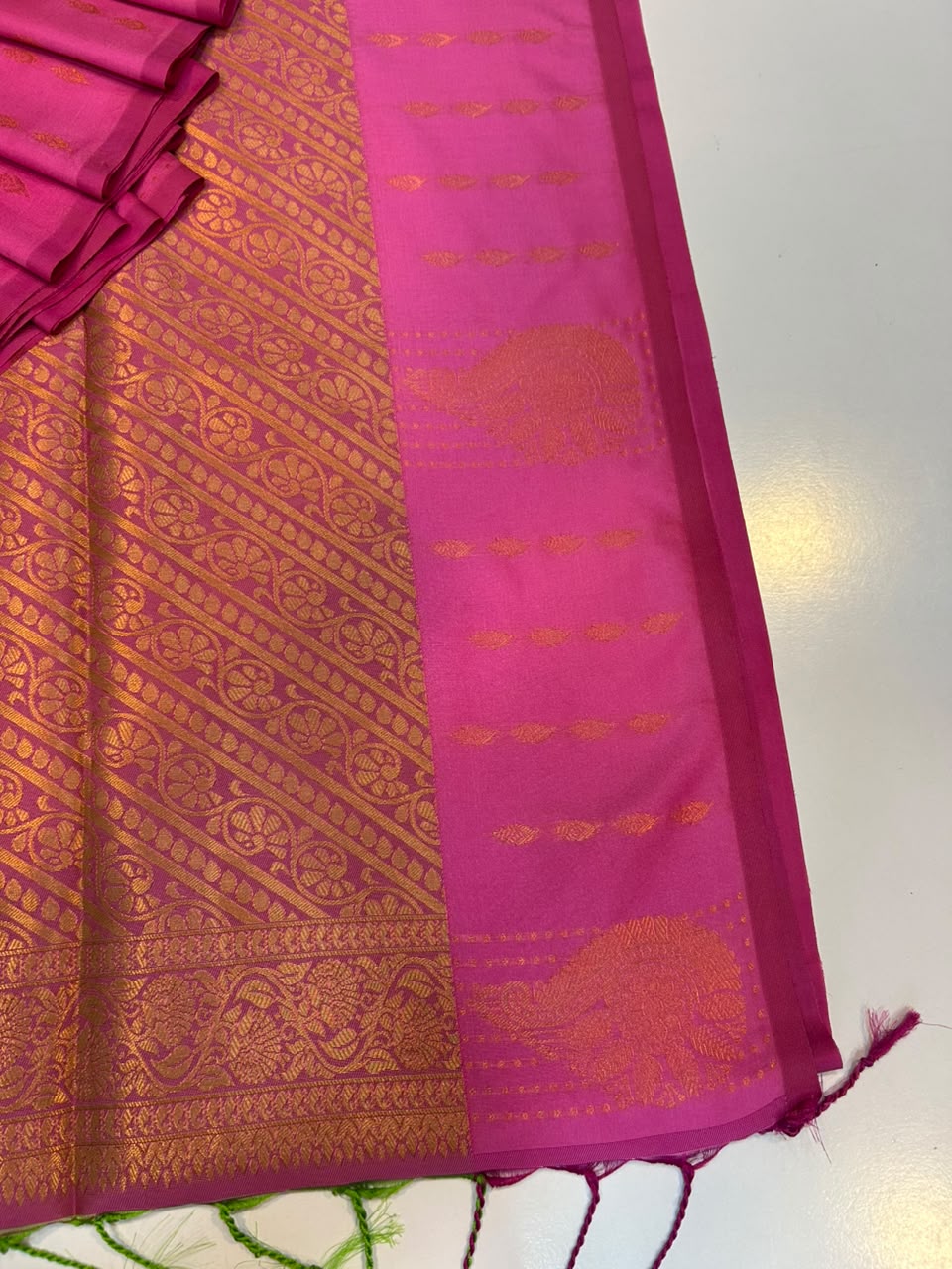 Saaral Soft Silk Sarees |Elegant Zari| SRA04 - Sri Sakthi Pugazh Tex SRA04 - Premium Soft Silk