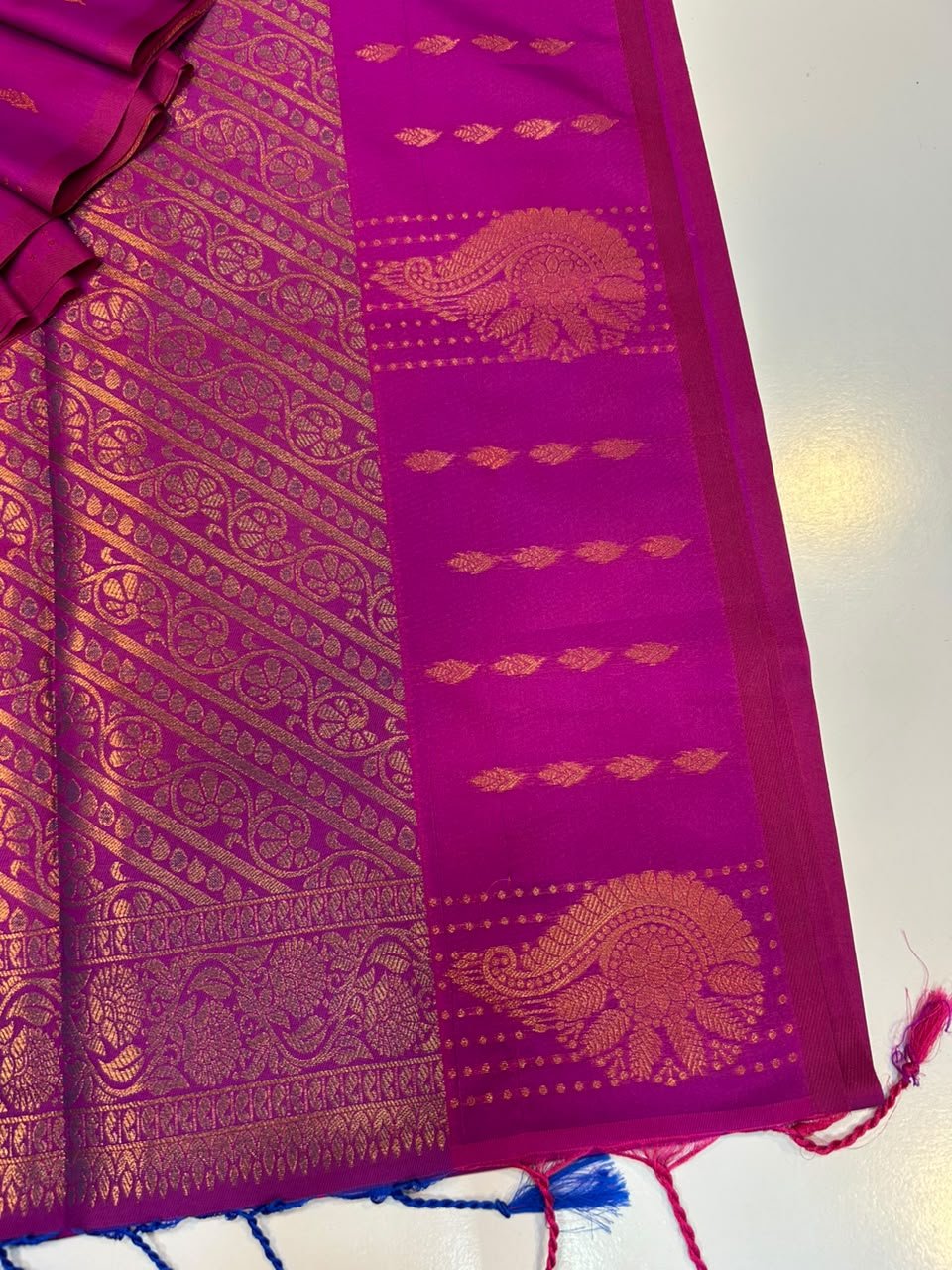 Saaral Soft Silk Sarees |Elegant Zari| SRA05 - Sri Sakthi Pugazh Tex SRA05 - Premium Soft Silk