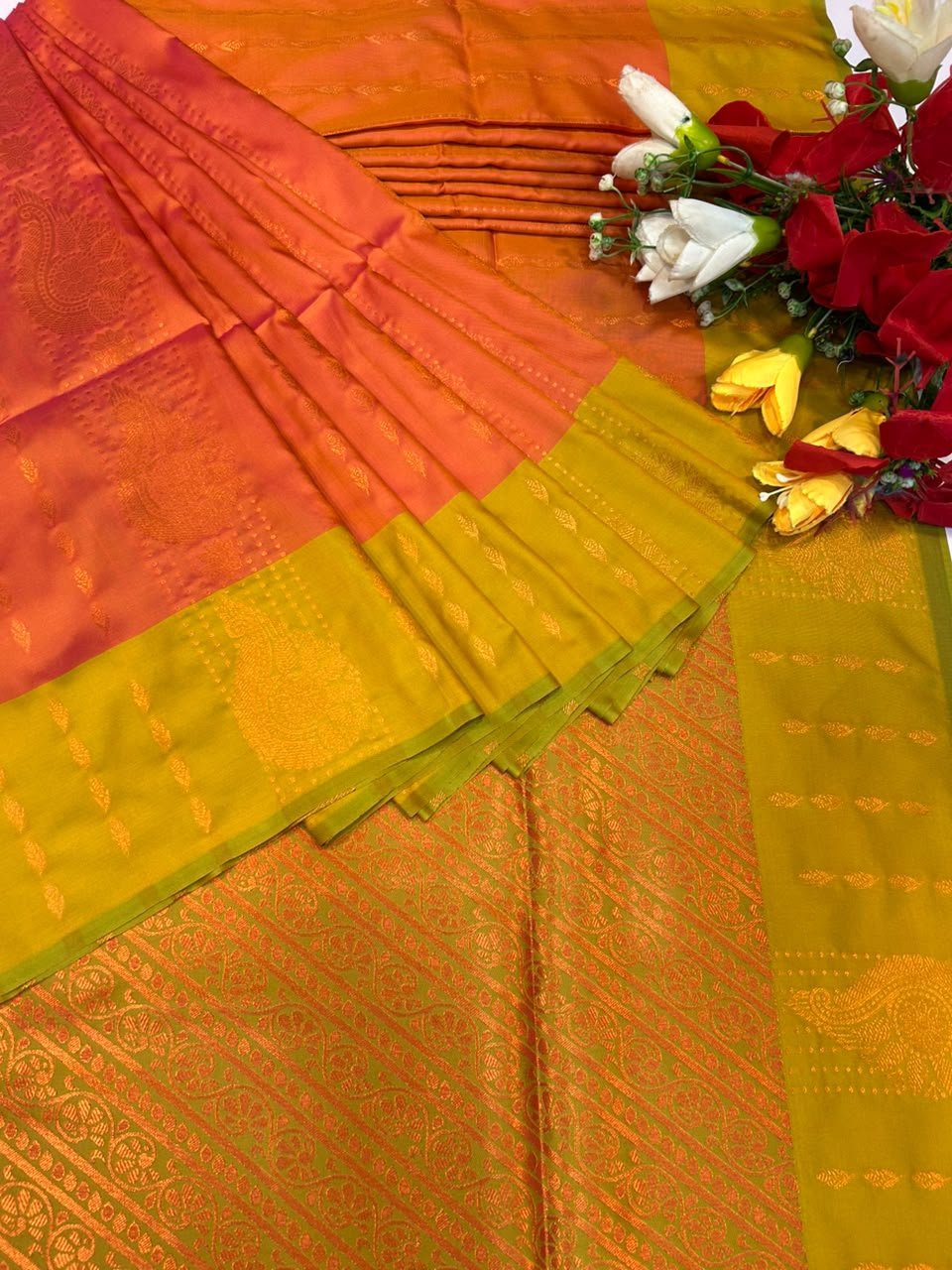 Saaral Soft Silk Sarees |Elegant Zari| SRA07 - Sri Sakthi Pugazh Tex SRA07 - Premium Soft Silk