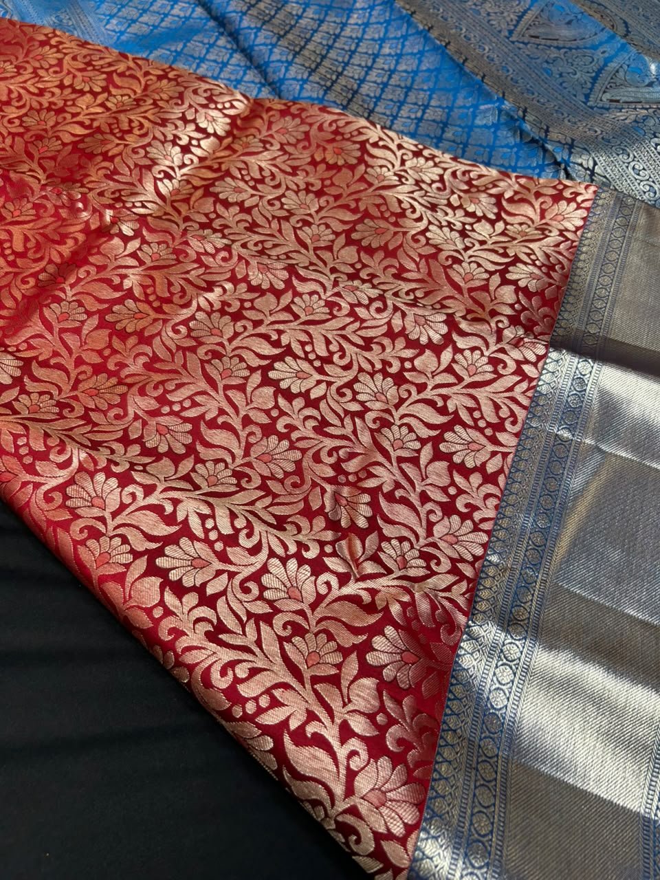 Traditional Pure Pattu E129 - Sri Sakthi Pugazh Tex - Pure Silk