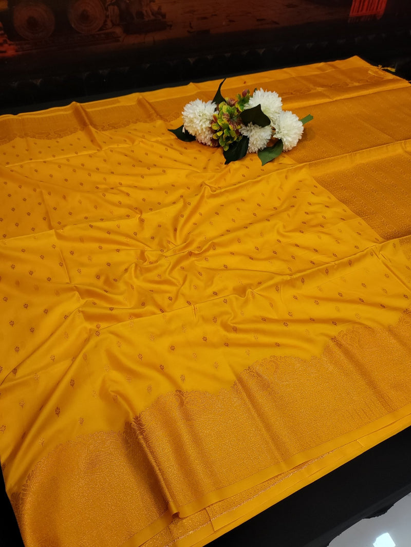 Turning Border 1000 Butta TN03 - Sri Sakthi Pugazh Tex - Soft Silk