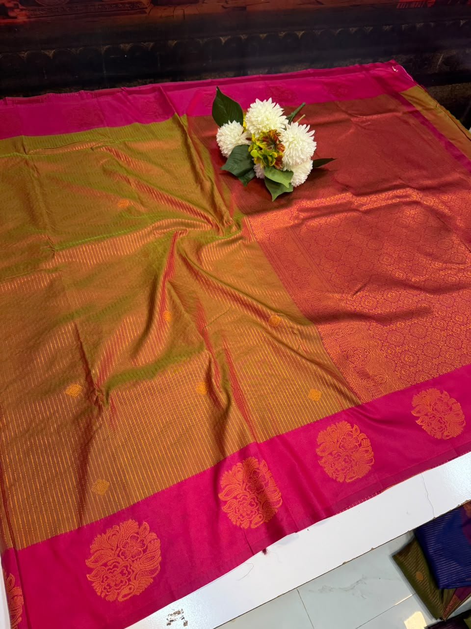Varalakshmi Viratham Silk Zari Saree with Plain Blouse| VZ18 - Sri Sakthi Pugazh Tex VZ18 - Soft Silk Saree