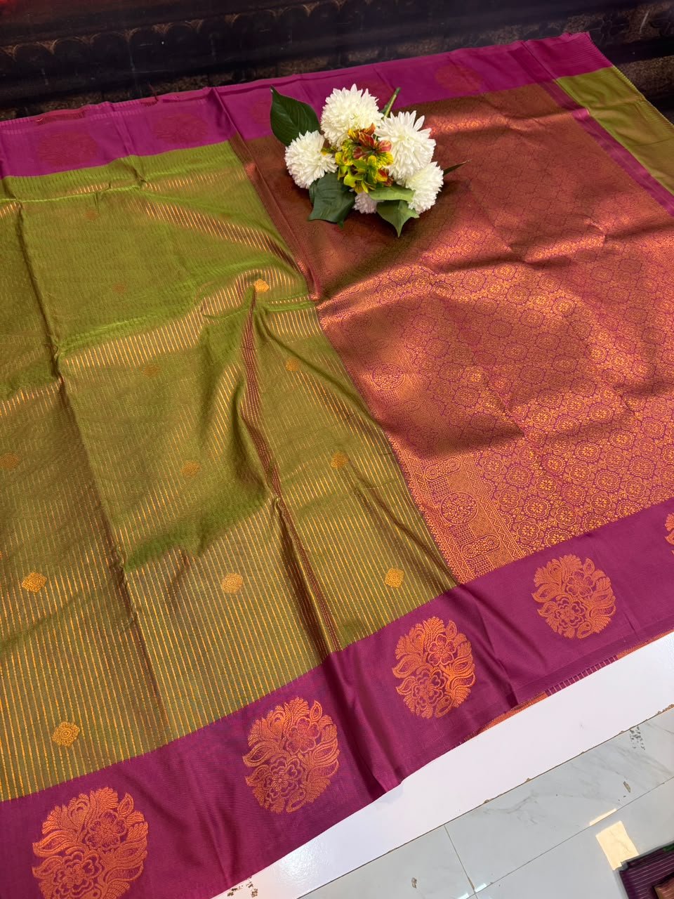 Varalakshmi Viratham Silk Zari Saree with Plain Blouse| VZ21 - Sri Sakthi Pugazh Tex VZ21 - Soft Silk Saree
