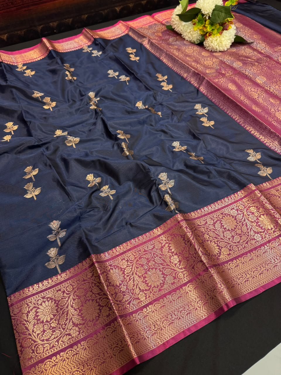 Varanasi Silk Saree with |Zari Work for Women| VC37 - Sri Sakthi Pugazh Tex - Varanasi Saree