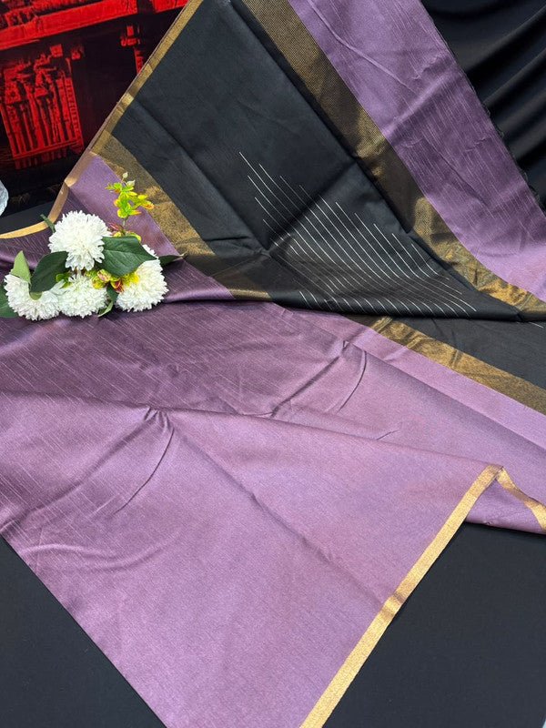 Premium Varanasi Saree in Silk Fabric with Elegant Zari Design