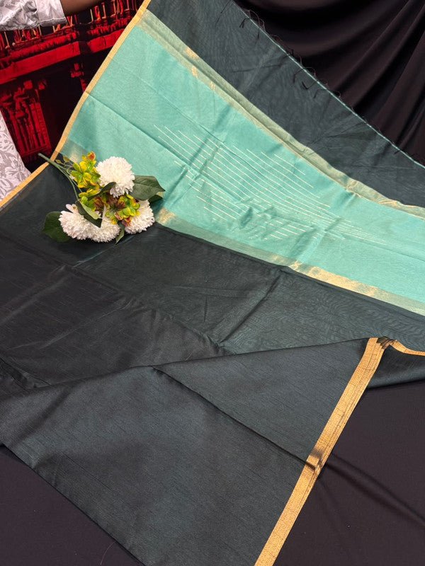 Premium Varanasi Saree in Silk Fabric with Elegant Zari Design