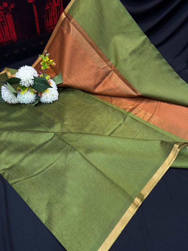 Premium Varanasi Saree in Silk Fabric with Elegant Zari Design