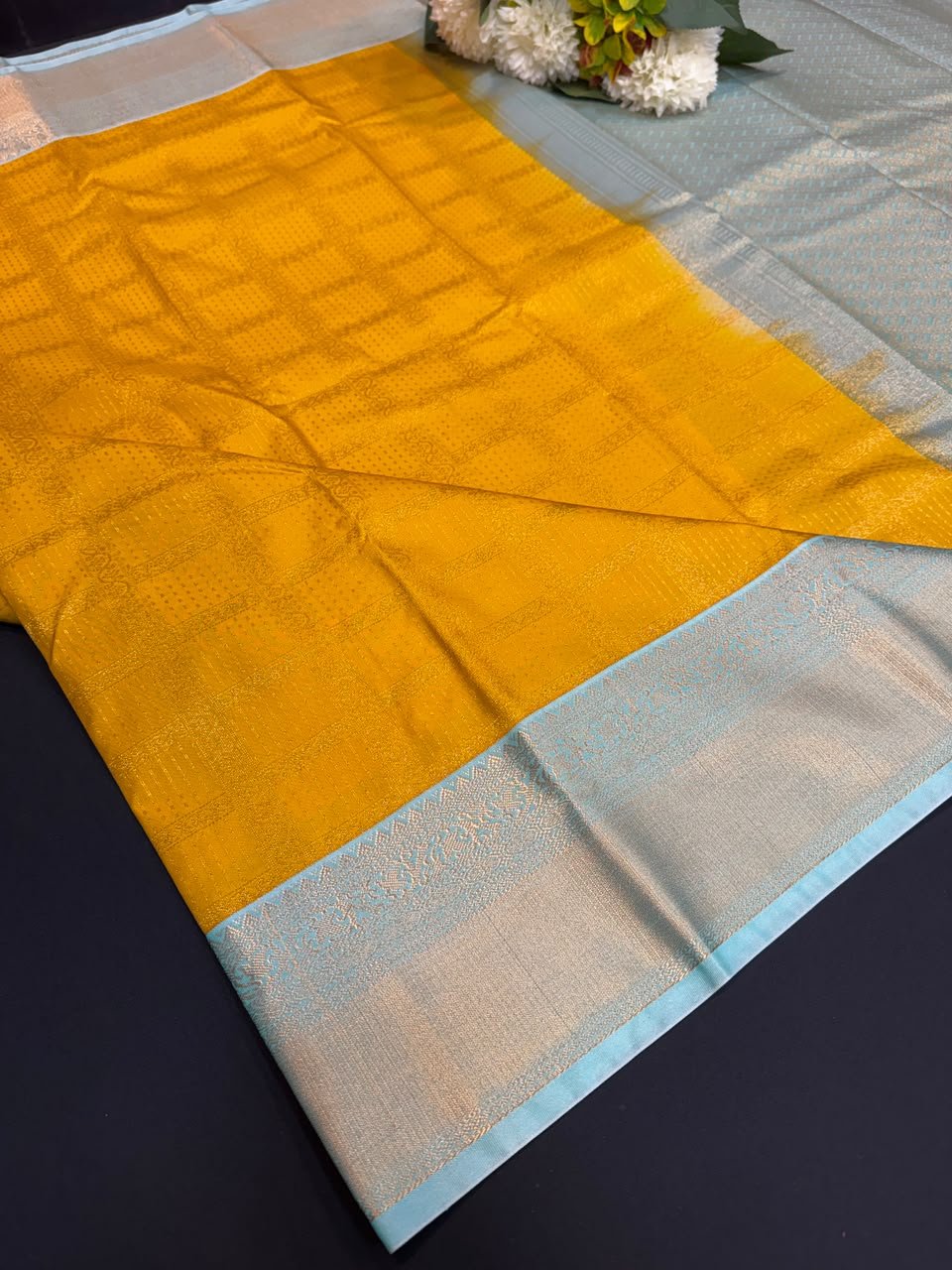 Vennila Semi Silk Saree | Zari Work | VNN32 - Sri Sakthi Pugazh Tex - Semi Silk